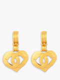 Boucles d'oreilles à clip Chanel en forme de cœur, d'occasion, signées Susan Caplan, datant de 1995.
