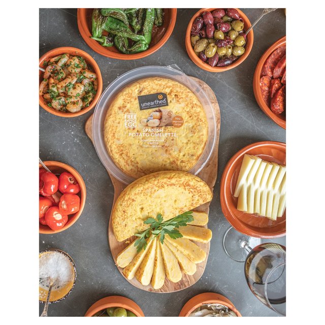 Unearthed Rich & Spicy Chorizo Ring 200g GOODS M&S