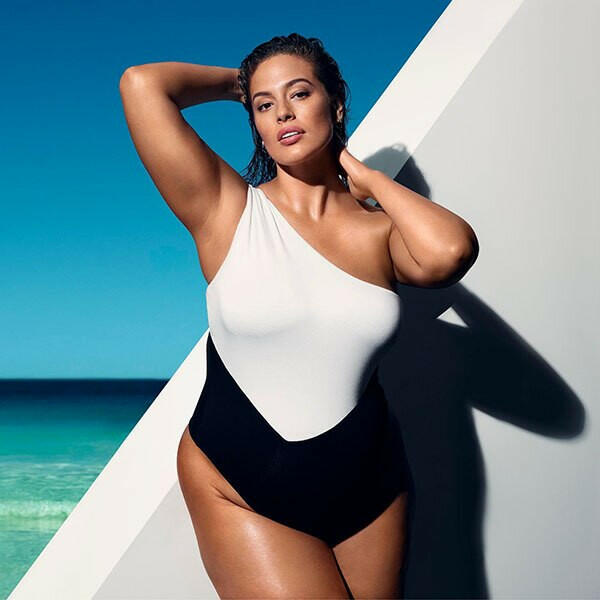 St.Tropez Self Tan Classic Bronzing Mousse 240ml GOODS Boots