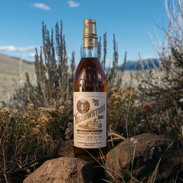 Yellowstone Kentucky Straight Bourbon 700ml GOODS M&S