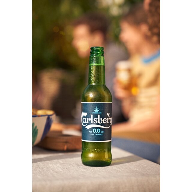 Carlsberg Alcohol Free Lager Beer Bottles 4 x 330ml - McGrocer
