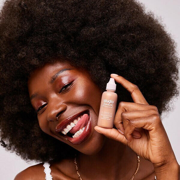 Studio London U DEW U Liquid Highlighter Shine Bright GOODS Superdrug