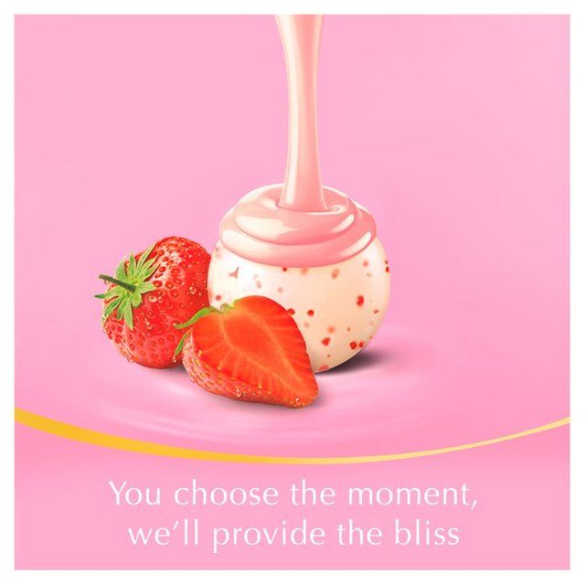 Lindt Lindor Strawberries & Cream Chocolate Truffles 200g