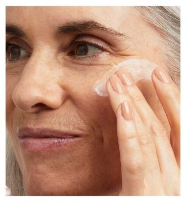 No7 Menopause Skincare Nourishing Overnight Cream 50ml