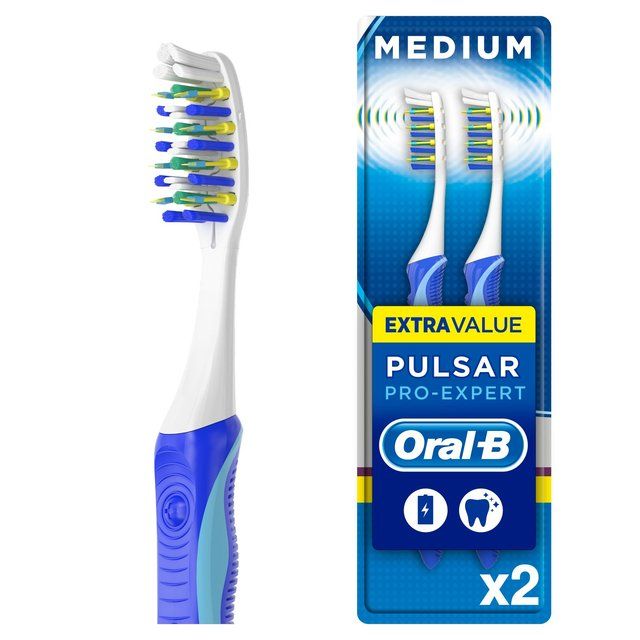 Oral-B Toothbrush Pro Expert Pulsar 35 Medium 2 per pack