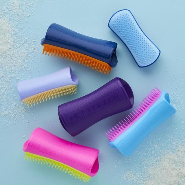 Pet Teezer De-shedding Dog Grooming Brush - Blue / Pink