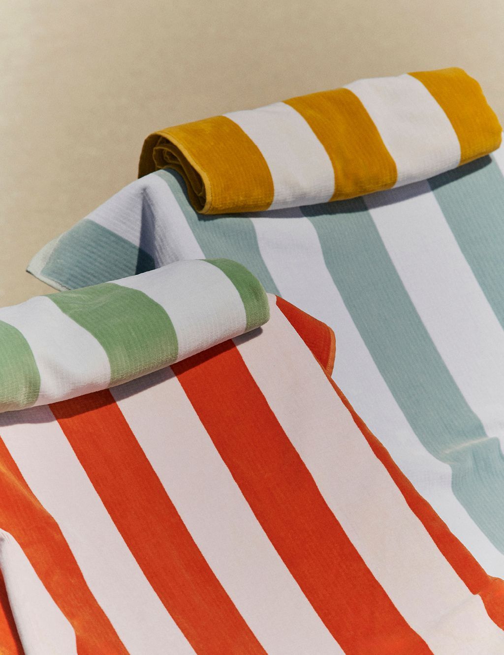 Pure Cotton Striped Sand Resistant Beach Towel