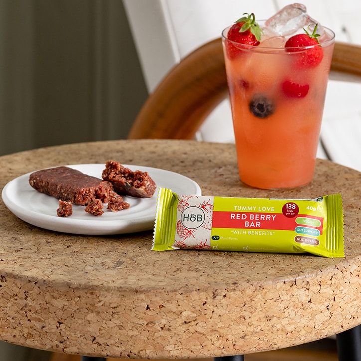 Holland & Barrett Tummy Love Cocoa Hazelnut Bar with Benefits 40g - 998358