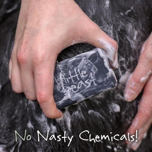 Little Beast Organic Smelly Dog Shampoo Bar   100g