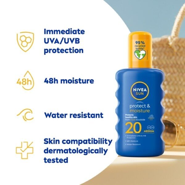 NIVEA SUN Suncream Spray Protect &amp;amp; Moisture SPF20 200ml