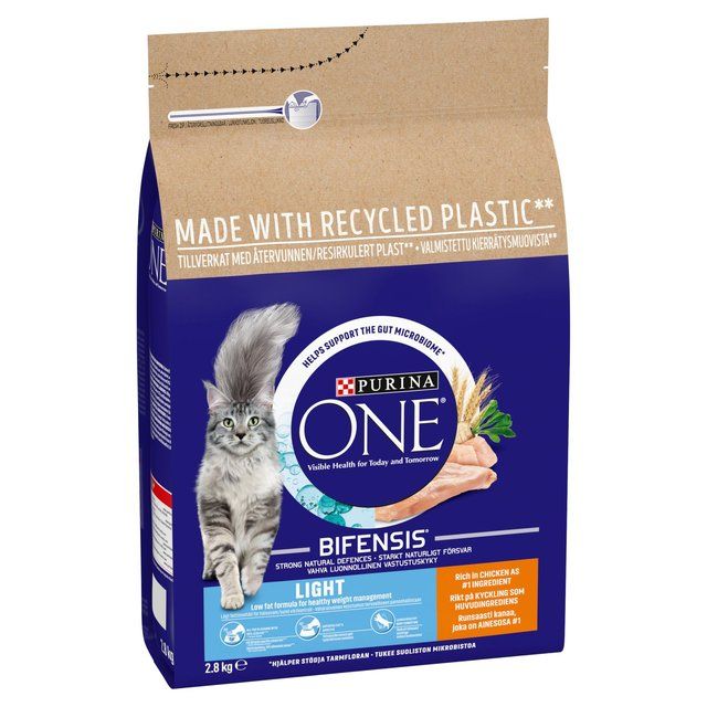 Purina ONE Light Dry Cat Food Chicken &amp;amp; Wheat   2.8kg